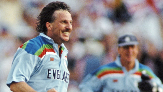 Ian Botham – Inspiring Lessons, Biography, Records, Movies, Legacy