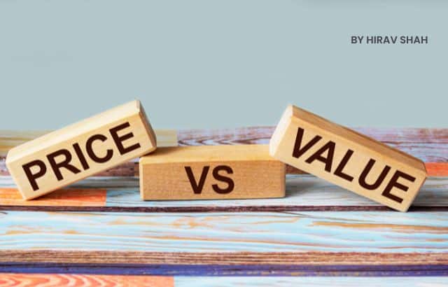 Premium pricing versus cheap pricing strategy comparison for business growth